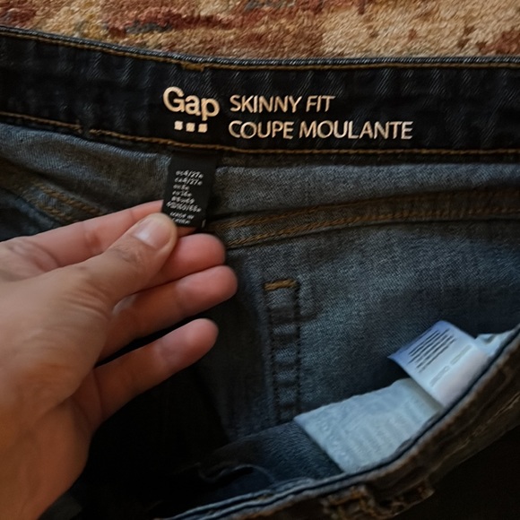 GAP SKINNY FIT Dark Wash Jeans SIZE 4 - Picture 2 of 4